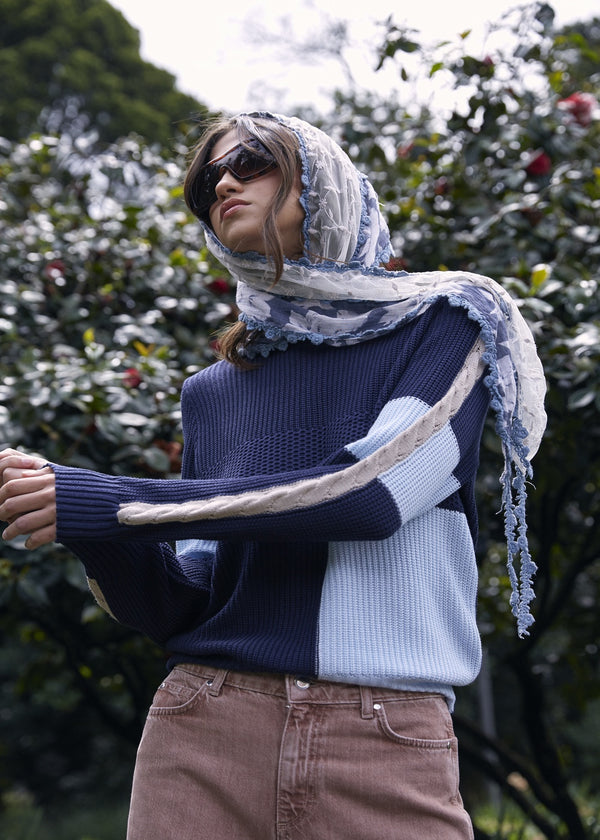 SWEATER TEA