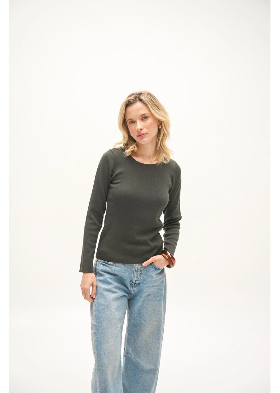 BLUSA BASICA MANGA LARGA VERDE MILITAR