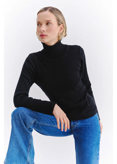Buzo Básico tejido en color negro para mujer - Zephir