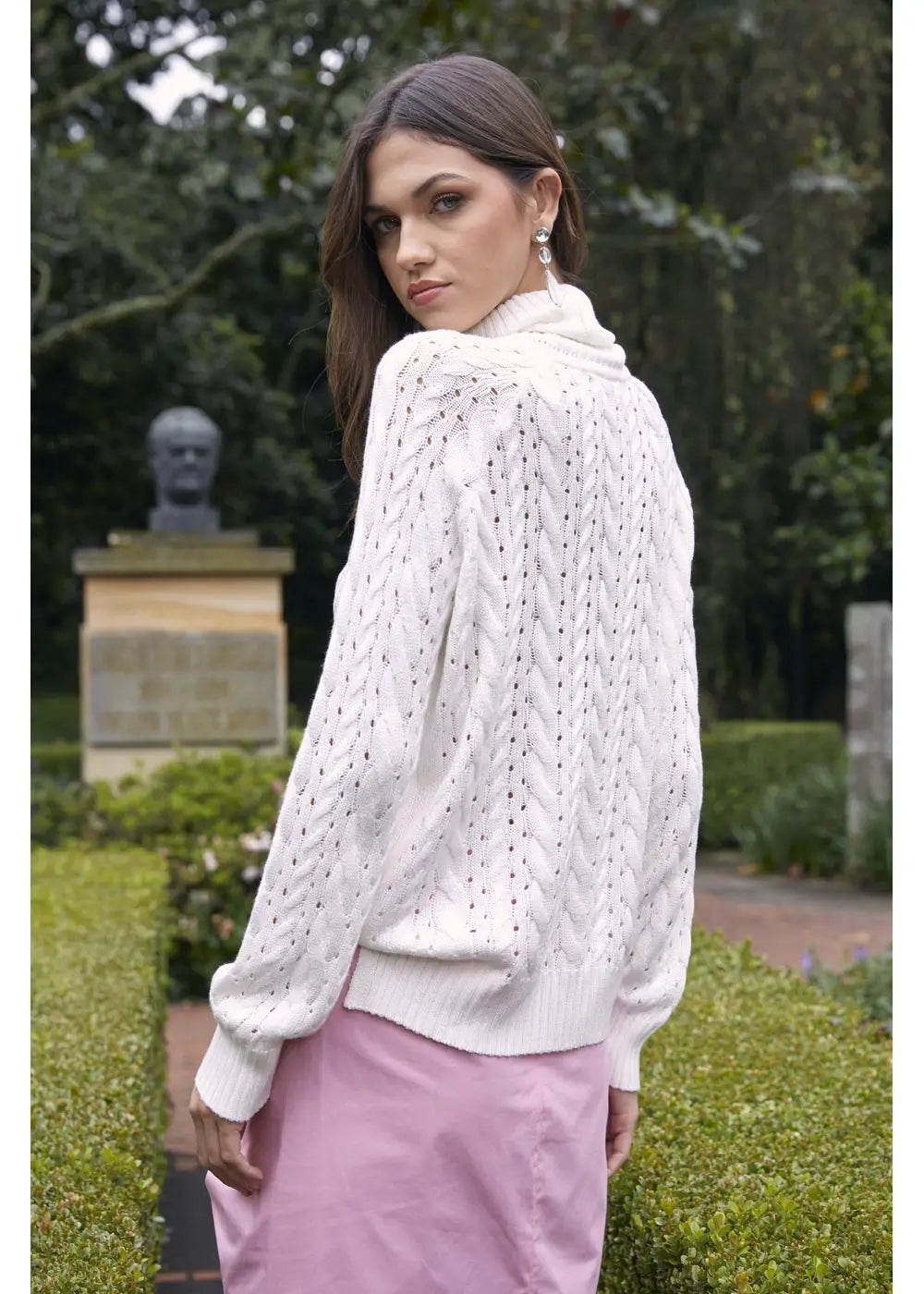 BUZO DAKOTA en BLANCO - Look de estilo 4 | ZEPHIR