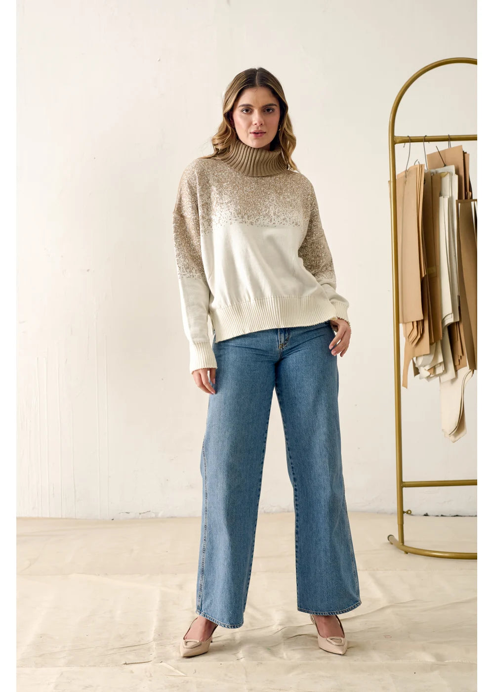 BUZO HOLLY en CHAI - Vista lateral | ZEPHIR