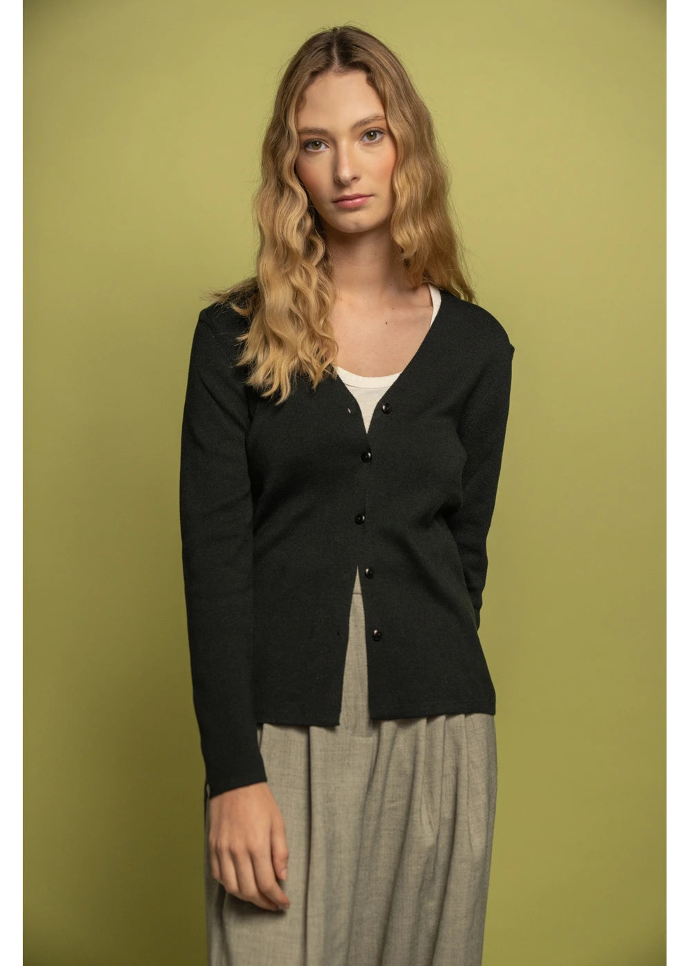 CARDIGAN BASICO en NEGRO - Look de estilo 5 | ZEPHIR
