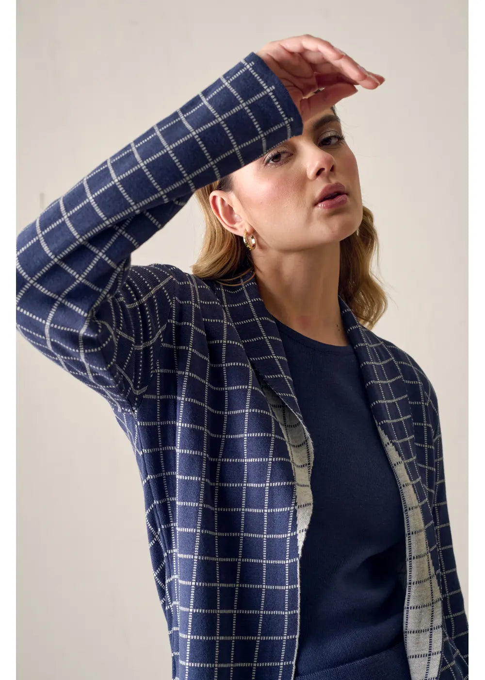CARDIGAN CHESS en AZUL OSCURO - Look de estilo 4 | ZEPHIR