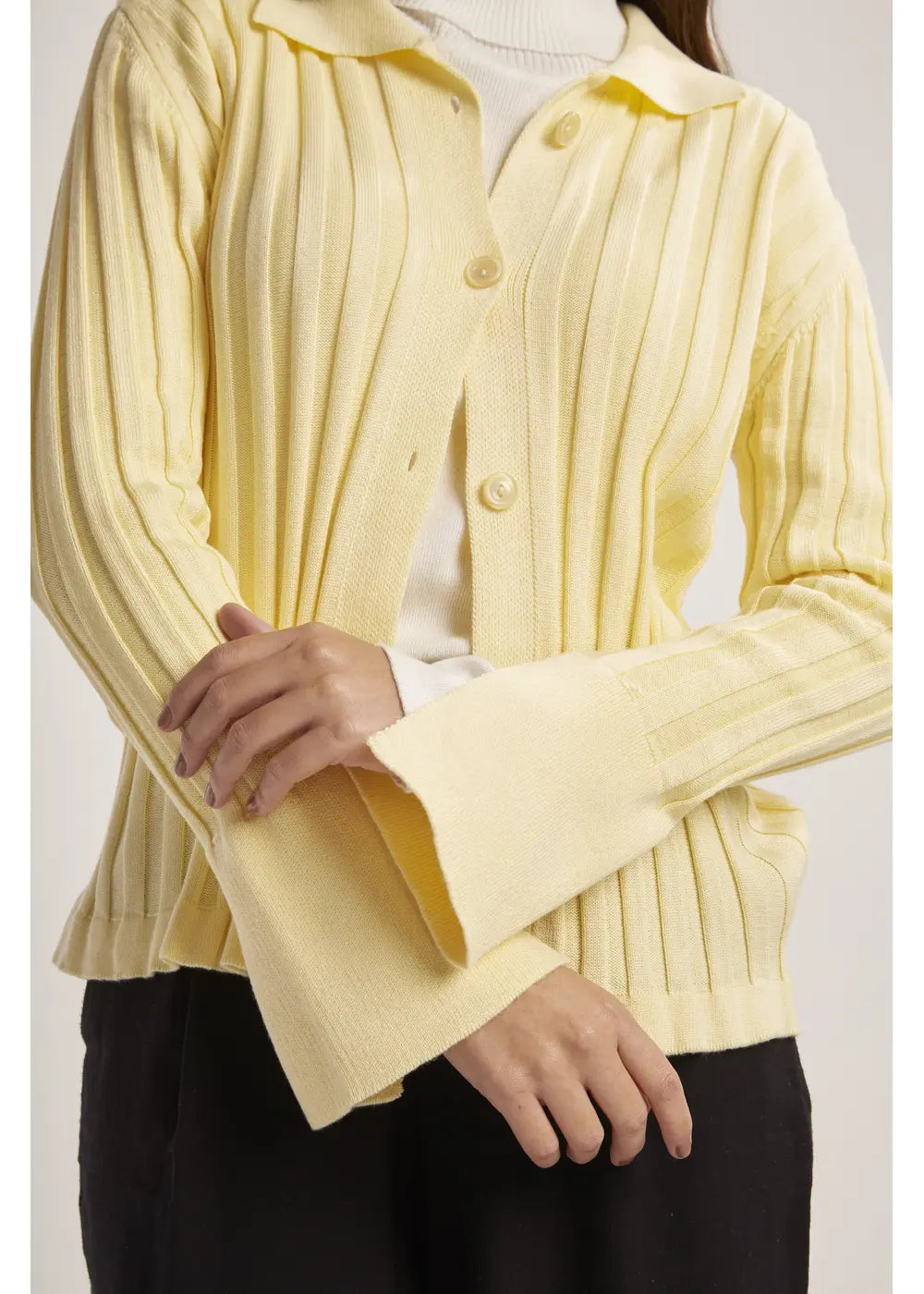 CARDIGAN LILIA en BANANA - Vista de espalda | ZEPHIR