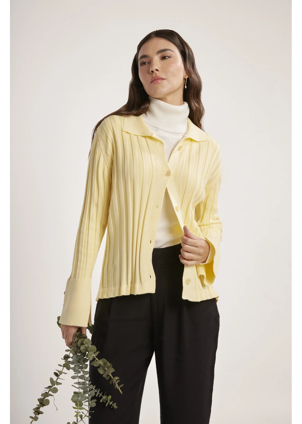 CARDIGAN LILIA en BANANA - Look de estilo 6 | ZEPHIR