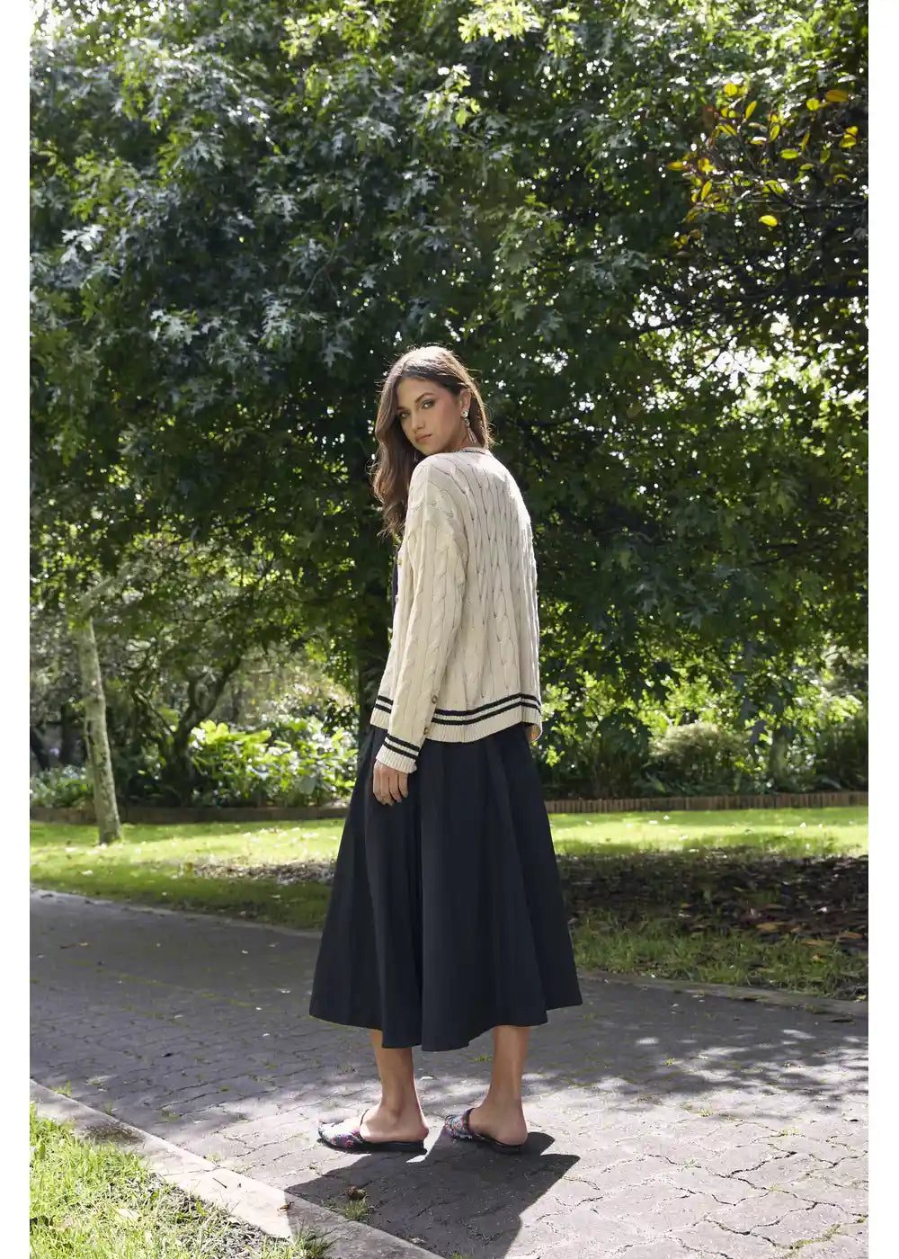 CARDIGAN SOPHIE en SHELL - Vista de espalda | ZEPHIR