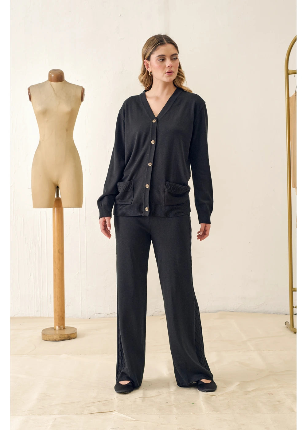 CARDIGAN TESS en NEGRO - Vista lateral | ZEPHIR