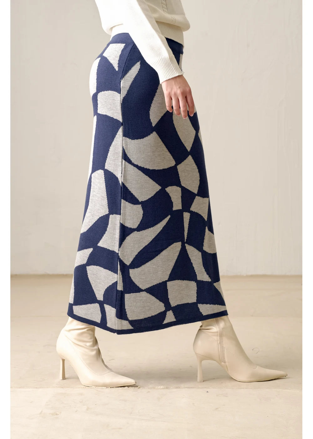 FALDA EAST en AZUL OSCURO - Vista lateral | ZEPHIR