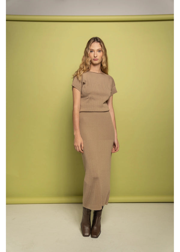 FALDA PLIEGUES en CAMEL - Vista frontal | ZEPHIR