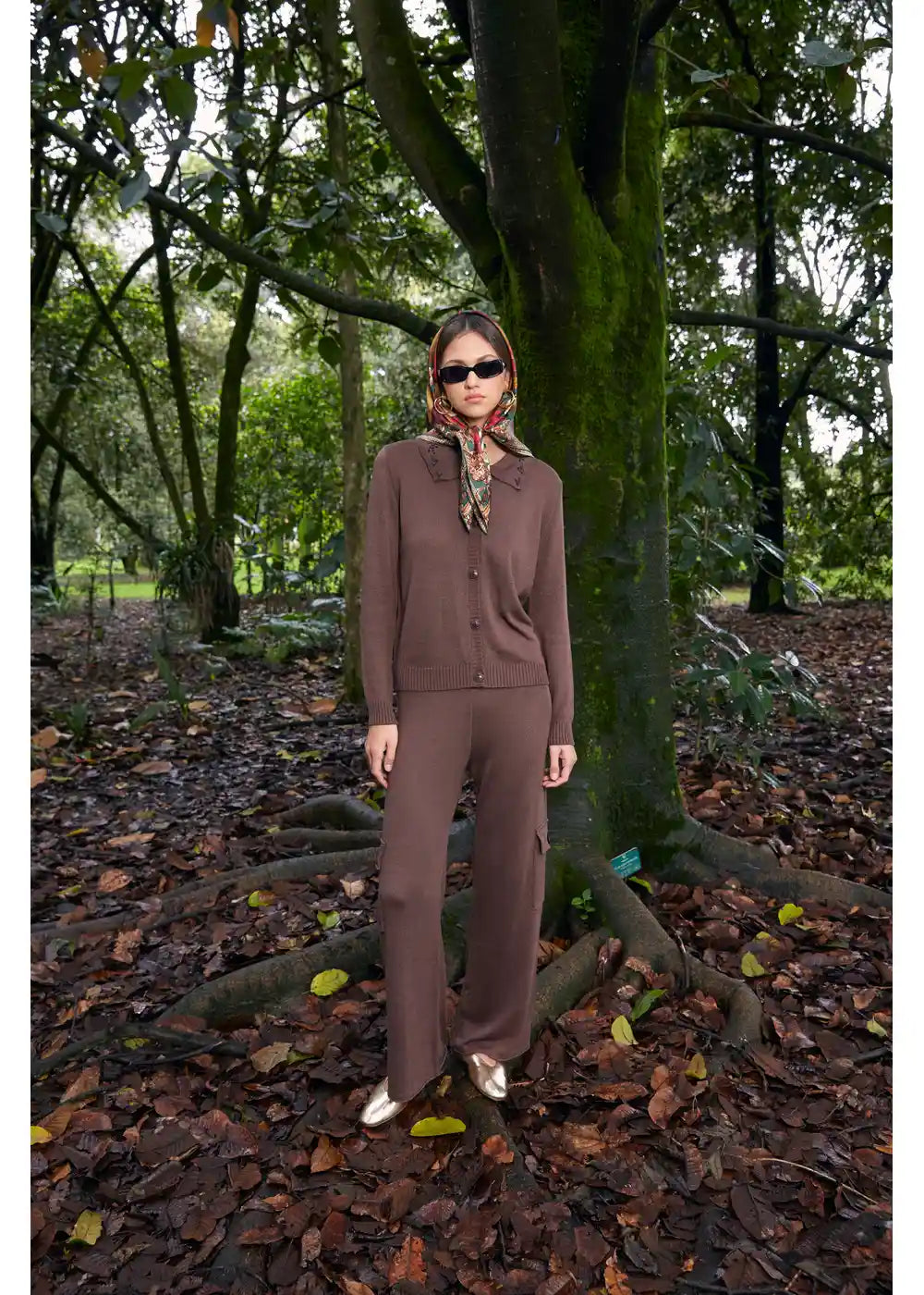 PANTALON ALBA en CACAO - Vista de espalda | ZEPHIR