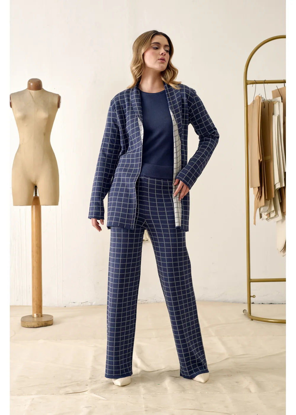 PANTALON CHESS en AZUL OSCURO - Vista lateral | ZEPHIR