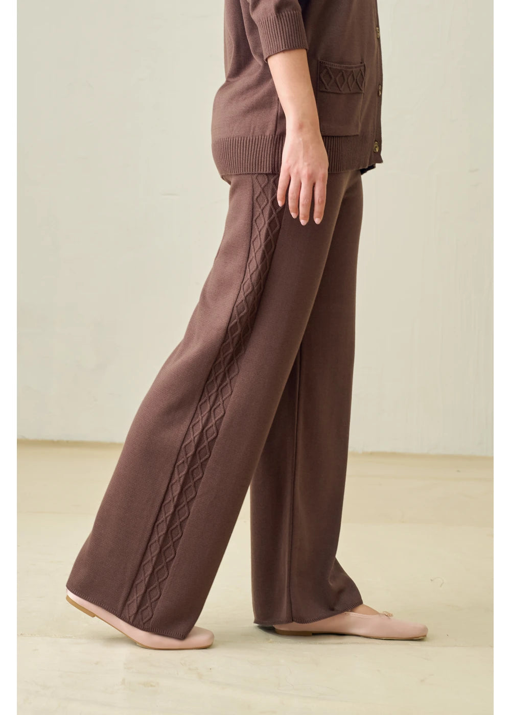 PANTALON TESS en CACAO - Vista de espalda | ZEPHIR