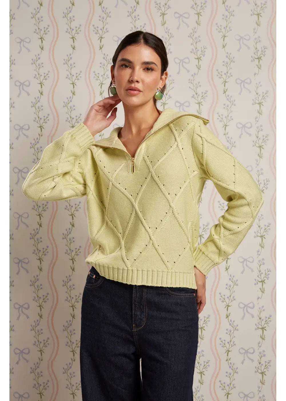 SWEATER ALICE en VERDE LIMA - Vista de espalda | ZEPHIR