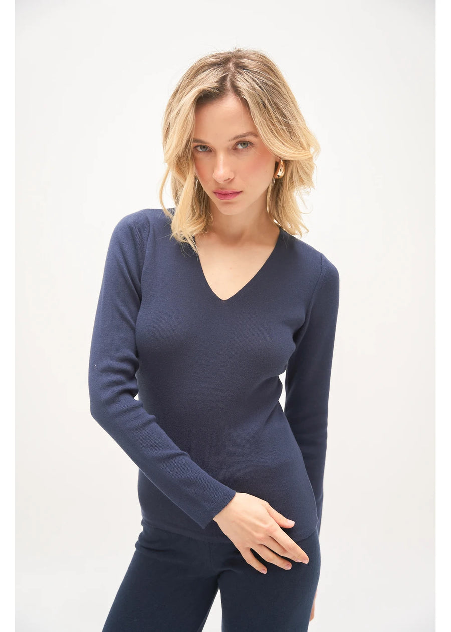 SWEATER EN V BASICO AZUL OSCURO