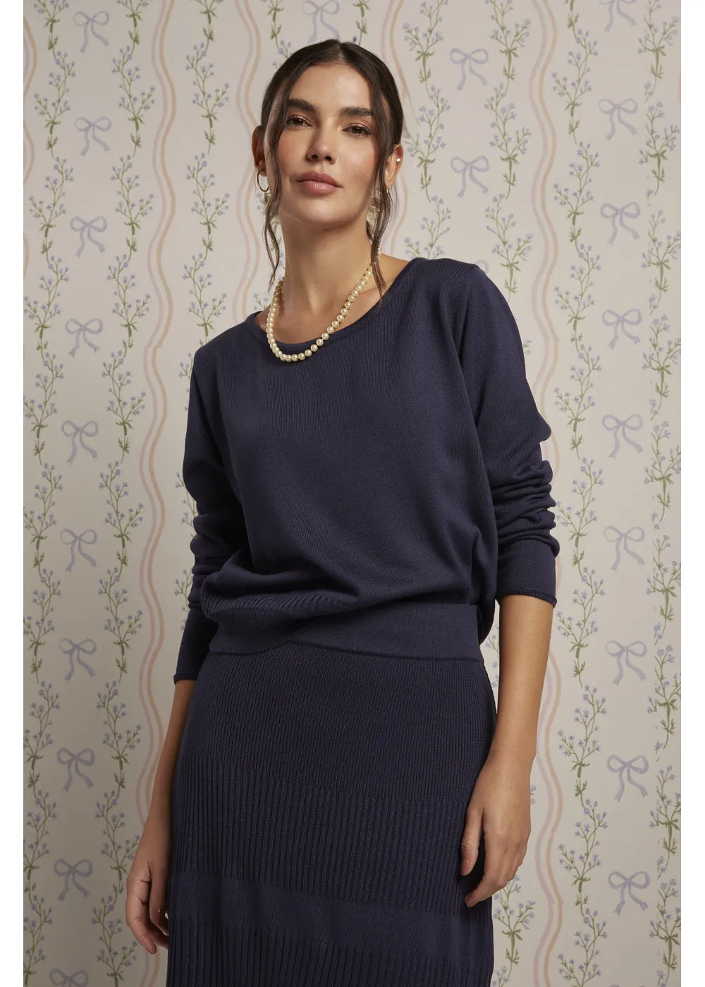 SWEATER LITA en AZUL OSCURO - Vista de espalda | ZEPHIR