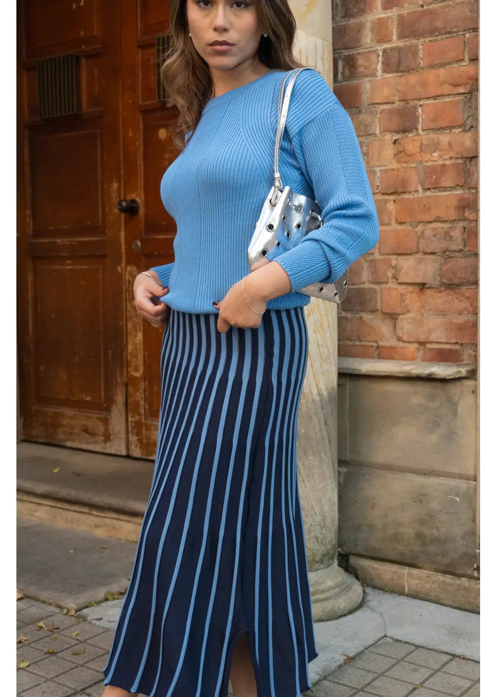 SWEATER PRIM en AZUL REY - Vista de espalda | ZEPHIR