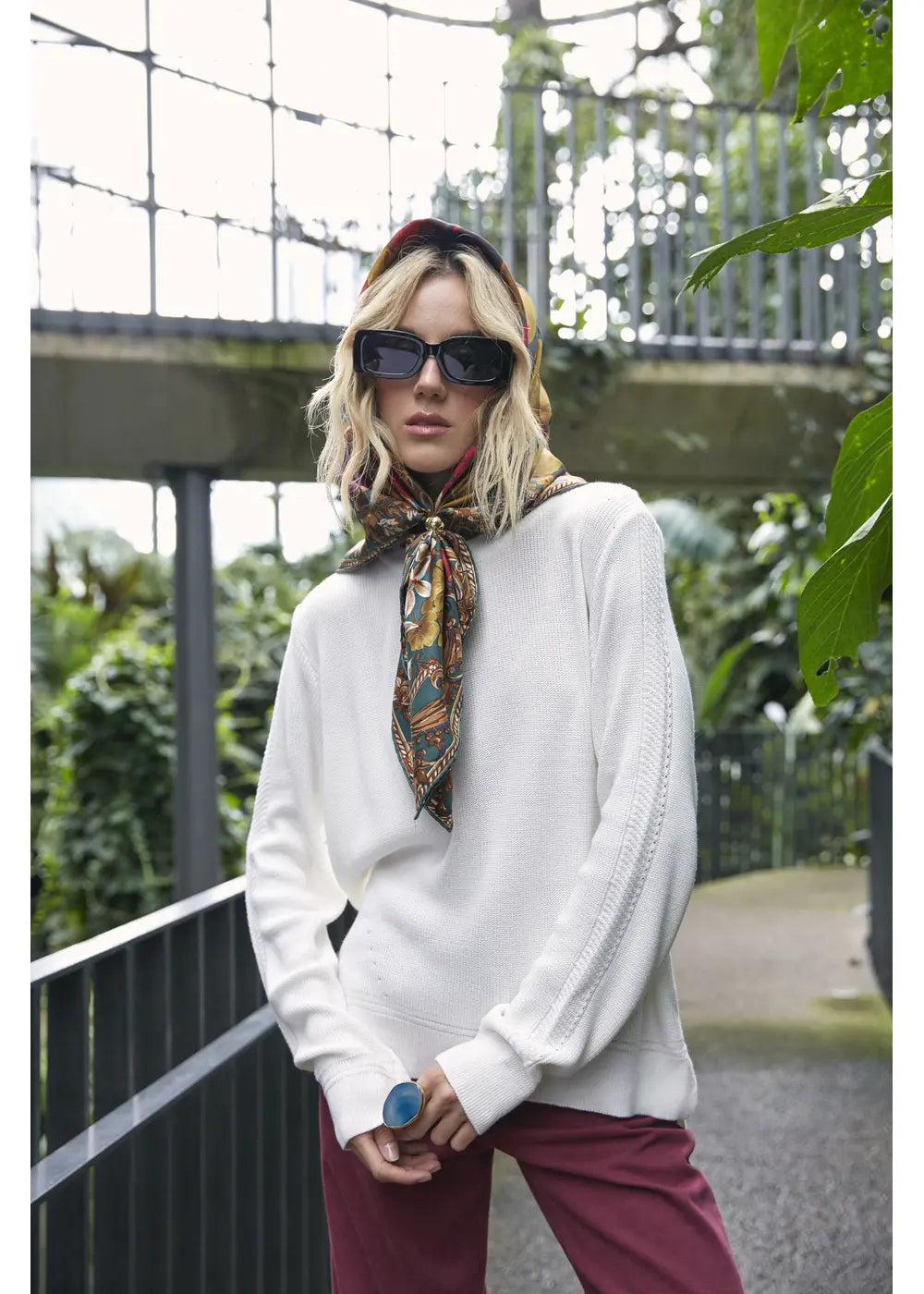 SWEATER SAHAR en BLANCO - Vista lateral | ZEPHIR