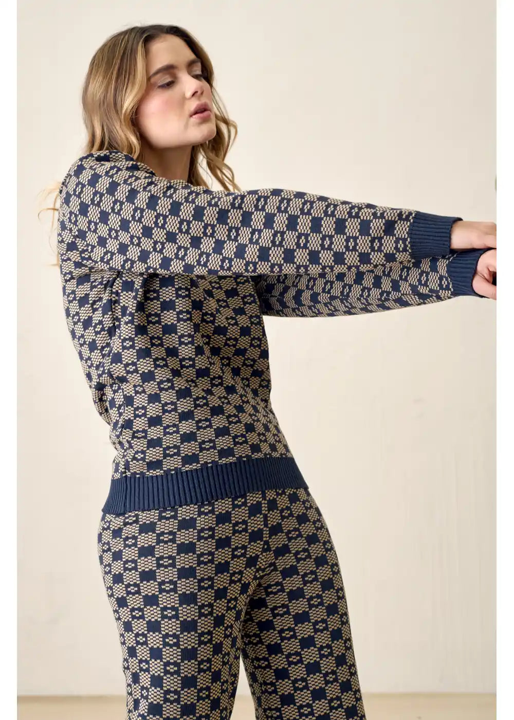 SWEATER VICTORIA en AZUL OSCURO - Vista de espalda | ZEPHIR