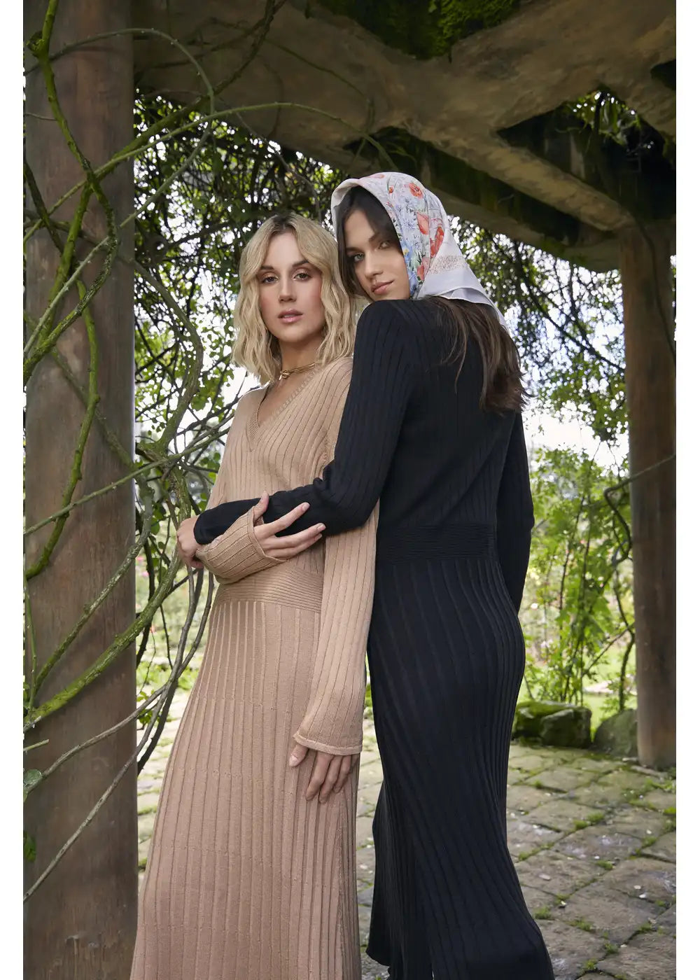 VESTIDO ELICE en NEGRO - Look de estilo 5 | ZEPHIR
