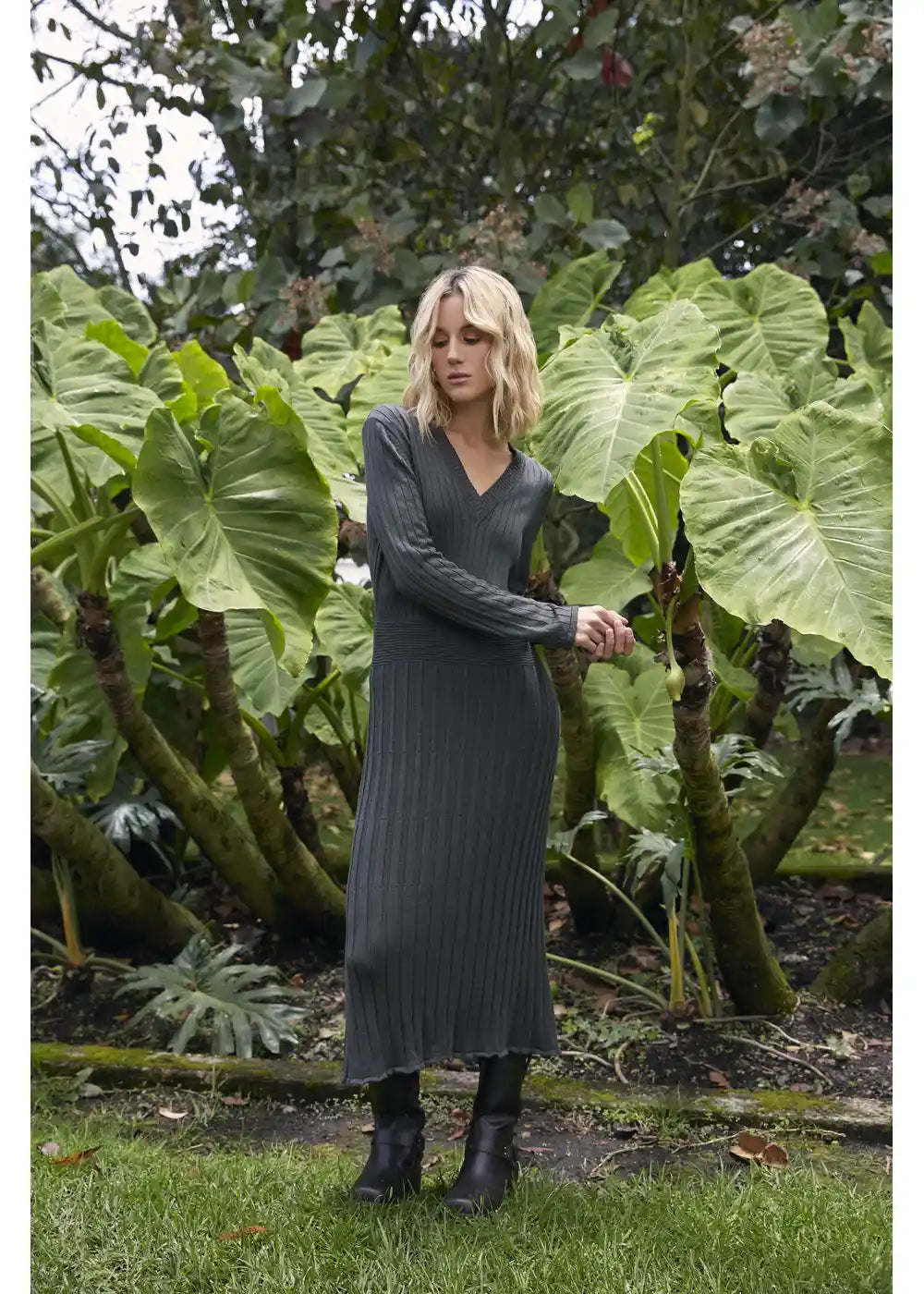 VESTIDO ELICE en VERDE MILITAR - Look de estilo 5 | ZEPHIR